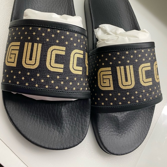 Gucci print canvas and leather slides in SEGA font - Picture 2 of 4
